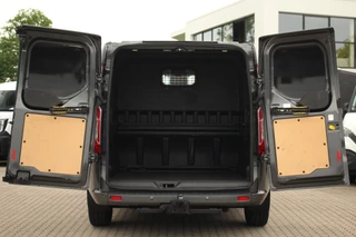 Ford Transit Custom Ford Transit Custom 290 2.0TDCI 170pk L1H1 Limited DC | Leder | L+R Zijdeur | Trekhaak | Camera | Navi | Lease 342,- p/m - afbeelding nr 8