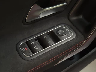 Mercedes-Benz CLA Mercedes-Benz CLA-klasse Shooting Brake 180 d Business Solution AMG | sfeerverlichting | camera | DAB | Stoelverwarming - afbeelding nr 18