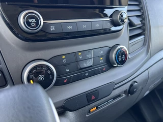 Ford Transit Custom Ford Transit Custom 280 2.0 TDCI L1H1 Trend Automaat Zuid | 8 inch scherm | Stoelverwarming | Trekhaak  | Achteruitrijcamera - afbeelding nr 21