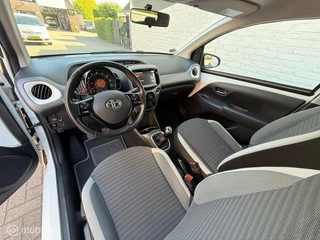 Toyota Aygo Toyota Aygo 1.0 VVT-i x-clusiv - afbeelding nr 12