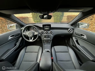 Mercedes-Benz A-Klasse Mercedes A-klasse 180 Business Cruise | Navi | Camera | Stoel Verwarming - afbeelding nr 3