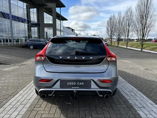 Volvo V40 Volvo V40 2.0 T4 R-Design | Park Assist | Stoelverwarming | Trekhaak | 6-Speed - afbeelding nr 14