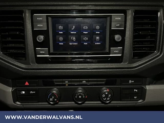Volkswagen Crafter Volkswagen Crafter 2.0 TDI 140 pk L3H3 L2H2 Euro6 Airco | Camera | Cruisecontrol | Apple Carplay Android Auto, Chauffeursstoel, Parkeersensoren, Bijrijdersbank, 3000kg Trekvermogen, zilver - afbeelding nr 6