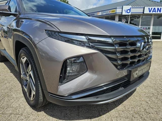 Hyundai Tucson Hybrid Hyundai Tucson 1.6 T-GDI HEV Premium | Full Hybrid 230 PK | Leder / 19
