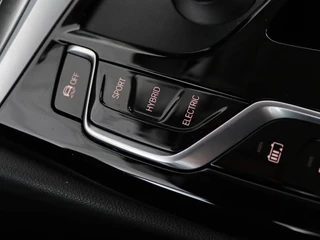 BMW 5 Serie BMW 5-serie 530e Business Edition Plus | LaserLight | Leder |  Stoelverwarming | Carplay | Live Cockpit | Navigatie | Memory | Parkeerhulp | Climate control - afbeelding nr 33