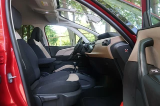 Citroën C4 Picasso Citroen C4 Picasso 1.2 PureTech NAVIGATIE|TREKHAAK|CAMERA|KEYLESS|PDC|GOED ONDERHOUDEN - afbeelding nr 26