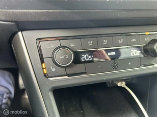 Volkswagen Polo Volkswagen Polo 1.0 TSI 95 PK Comfortline Clima / carplay / camera / ad.cruise / pdc / 64.711KM!!! - afbeelding nr 28