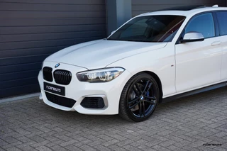 BMW 1 Serie BMW 1-serie M140i LCI2 | Schuifdak | Navi Pro | 719M | M Sport onderstel | Zaero diffuser | Alpinweiss - afbeelding nr 37