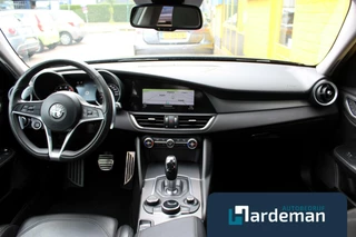 Alfa Romeo Giulia Alfa Romeo Giulia 2.0 T Q4 AWD Veloce carplay leder - afbeelding nr 2