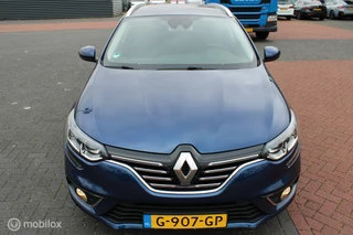 Renault Mégane Estate Renault Megane Estate 1.3 TCe Bose, Trekhaak, Pdc voor + achter, Navi, Clima, Cruise. - afbeelding nr 15