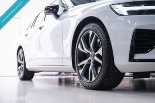 Volvo V60 Volvo V60 2.0 T8 Recharge AWD R-Design | NL auto | DAB+ | CarPlay | Adaptive | Blis | Rijklaar | - afbeelding nr 48