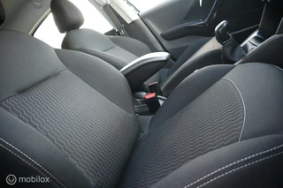 Peugeot 208 Peugeot 208 1.2 PureTech AIRCO/PDC/CRUISE-CONTROL/NAP - afbeelding nr 12