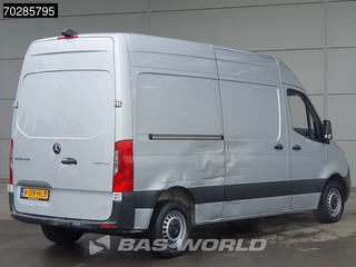 Mercedes-Benz Sprinter Mercedes Sprinter 214 CDI Automaat L2H2 Airco Cruise Camera Parkeersensoren MBUX Euro6 L2 12m3 Airco Cruise control - afbeelding nr 8
