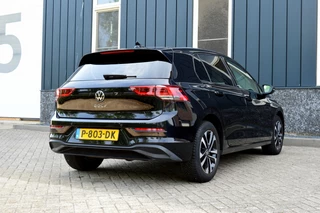 Volkswagen Golf Volkswagen Golf 1.0 TSI Life Business Rijklaarprijs-Garantie Navigatie led Airco Apple carplay Sfeer verlichting - afbeelding nr 5
