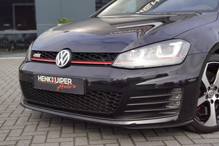 Volkswagen Golf Volkswagen Golf GTI 2.0 TSI 230pk PERFORMANCE Panodak/Dynaudio/Camera/Trekhaak afnb - afbeelding nr 25