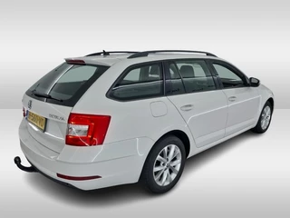 Škoda Octavia Škoda Octavia Combi 1.5 TSI Greentech Business Edition (150 PK) 1e-Eig. & Keurig-Onderh. BOVAG-Garantie. NL-Auto. - afbeelding nr 3