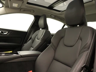 Volvo S60 Volvo S60 T6 PLUG-IN HYBRID LONG RANGE ULTIMATE BRIGHT TREKHAAK SCHUIFDAK - afbeelding nr 21