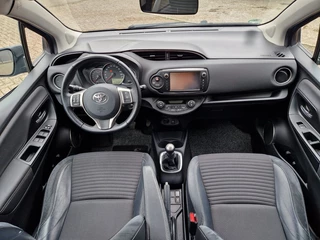 Toyota Yaris Toyota Yaris 1.0 VVT-i Aspiration 5-drs Clima NL-auto Camera Navi - afbeelding nr 8