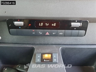 Mercedes-Benz Sprinter Mercedes Sprinter 314 CDI Automaat L2H2 Trekhaak Airco Cruise Camera Parkeersensoren MBUX CarPlay Standkachel Werkplaatsinrichting Euro6 L2 12m3 Airco Trekhaak Cruise control - afbeelding nr 18