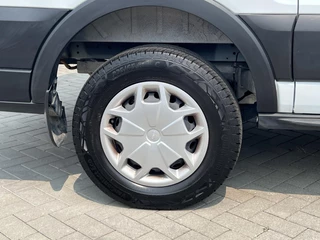 Ford E-Transit Ford E-Transit 350 L2H2 Trend 68 kWh 184pk | ZUID | Pro Power on board | Navigatie | Adaptieve Cruise |  Digitale binnenspiegel | Laadruimtebescherming | Reservewiel | H7 batterij | LED laadruimteverlichting - afbeelding nr 8