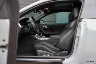 BMW 2 Serie BMW 2-serie Coupé M240i xDrive | Schuifdak | M-sportstoelen | M Perf | HUD | Active cruise | Eibach | Rijdersauto Edition - afbeelding nr 20