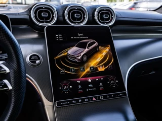 Mercedes-Benz GLC Mercedes GLC-klasse 300e 4MATIC AMG|PANO|ACC|BURMESTER|360° - afbeelding nr 31