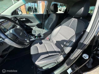 Kia Niro Kia Niro 1.6 GDi PHEV DynamicPlusLine  55km volledig electrisch rijden  Hierna hybride , Dodehoek detectie , Trekhaak afneembaar , Keyless entry , Navigatie , Camera , Parkeerhulp voor & Achter , fab garantie - afbeelding nr 20