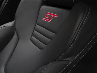Ford Focus Ford Focus ST MK3 2.0T 289PK / Recaro / Milltek / Airtac / LED - afbeelding nr 31