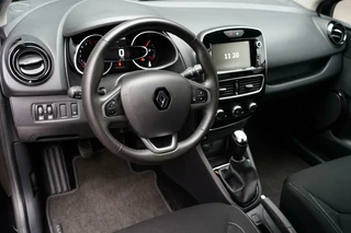 Renault Clio Renault Clio Estate 0.9 TCe Limited, NL, 1 eig. PDC, keyless - afbeelding nr 14