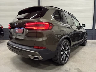 BMW X5 54DKM!!/PANO/HEAD-UP/H&K/22