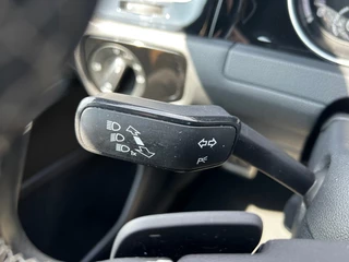 Volkswagen Golf Volkswagen Golf 2.0 TSI R 4M - afbeelding nr 26
