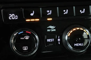Škoda Superb Skoda Superb 1.4 TSI iV Business Edition Plus | Trekhaak | Stoelverwarming | Camera | Carplay | Virtual Cockpit | Keyless | Full LED | Memory | Navigatie - afbeelding nr 11
