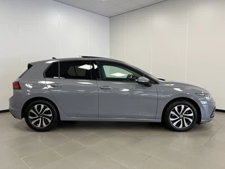 Volkswagen Golf Volkswagen Golf 2.0 TDI 150PK AUTOMAAT/ ACTIVE Business / Panodak / Camera / Head-up / - afbeelding nr 38