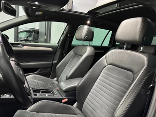 Volkswagen Passat Volkswagen Passat Variant 1.4 TSI ACT Highline Business R - afbeelding nr 8