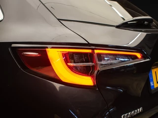 Toyota Corolla Touring Sports Toyota Corolla Touring Sports 1.8 Hybrid Business Plus Sport (APPLE CARPLAY,NAVI,CAMERA,CRUISE,CLIMATE,PDC,LED,DAB,SPORTSTOELEN) - afbeelding nr 30