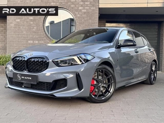 BMW 1 Serie M135i xDrive Edition Colorvision M Sport Pano HUD Camera