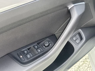 Volkswagen Passat Volkswagen Passat Variant GTE 218PK DSG HYBRID GTE BUSINESS CAMERA/NAVI/STUURVERW. - afbeelding nr 22