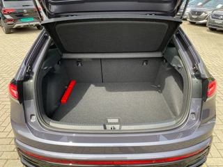 Volkswagen Taigo Volkswagen Taigo 1.0 TSI R-LINE BLACK STYLE PANO-DAK/ACC/CAMERA/STOELVERW/LED/CARPLAY - afbeelding nr 10