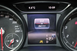 Mercedes-Benz GLA Mercedes GLA180 | 360 Camera | Navi | Stoelverwarming - afbeelding nr 19