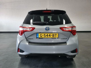 Toyota Yaris Toyota Yaris 1.5 Hybrid Bi-Tone Limited / NAV - afbeelding nr 5