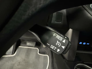 Toyota RAV4 Toyota RAV4 2.5 Hybrid Executive Business / Leder / Navi - afbeelding nr 32