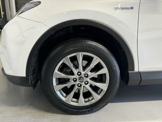 Toyota RAV4 Toyota RAV4 2.5 Hybrid Executive Business / Leder / Navi - afbeelding nr 19
