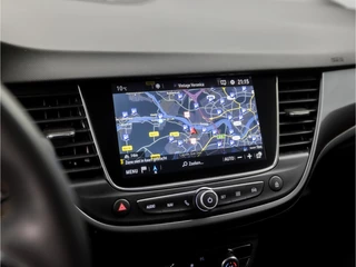 Opel Crossland X (GROOT NAVI, APPLE CARPLAY, CRUISE, CLIMATE, ELEK PAKKET, ARMSEUN, SPORTSTOELEN, LEDER, LM VELGEN, PARKEERSENSOR, NIEUWE APK, NIEUWSTAAT) - afbeelding nr 22