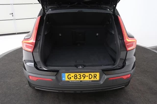 Volvo XC40 Volvo XC40 1.5 T3 Momentum Pro | Leder | Stoelverwarming |  Camera | Navigatie | PDC | Full LED | Climate control - afbeelding nr 11