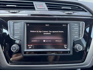 Volkswagen Touran Volkswagen Touran 1.4 TSI DSG COMFORTLINE 7P TREKHAAK/NAVI/CARPLAY/ACC/PDC - afbeelding nr 22