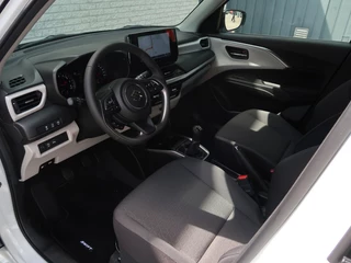 Suzuki Swift Suzuki Swift 1.2 Style Smart Hybrid NIEUW Direct leverbaar - afbeelding nr 4