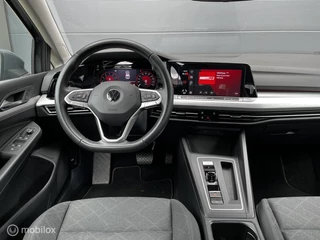 Volkswagen Golf Volkswagen Golf Variant 1.5 eTSI Style NAVI/CRUISE/PDC/CLIMA - afbeelding nr 12