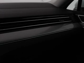 Volkswagen Passat Volkswagen Passat 1.4 TSI PHEV GTE | Stoelverwarming | Massage |  Carplay | Camera | Adaptive cruise | Matrix LED | Navigatie | Memory | Sfeerverlichting - afbeelding nr 29