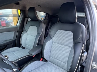 Renault Clio Renault Clio 1.0 TCe 90 Techno Camera 360 Adaptive Cruise Groot Scherm - afbeelding nr 4