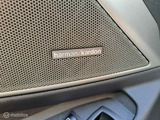 BMW 3 Serie BMW 3-serie Touring 330e M-Sport|Pano|Laser|Head-Up - afbeelding nr 31